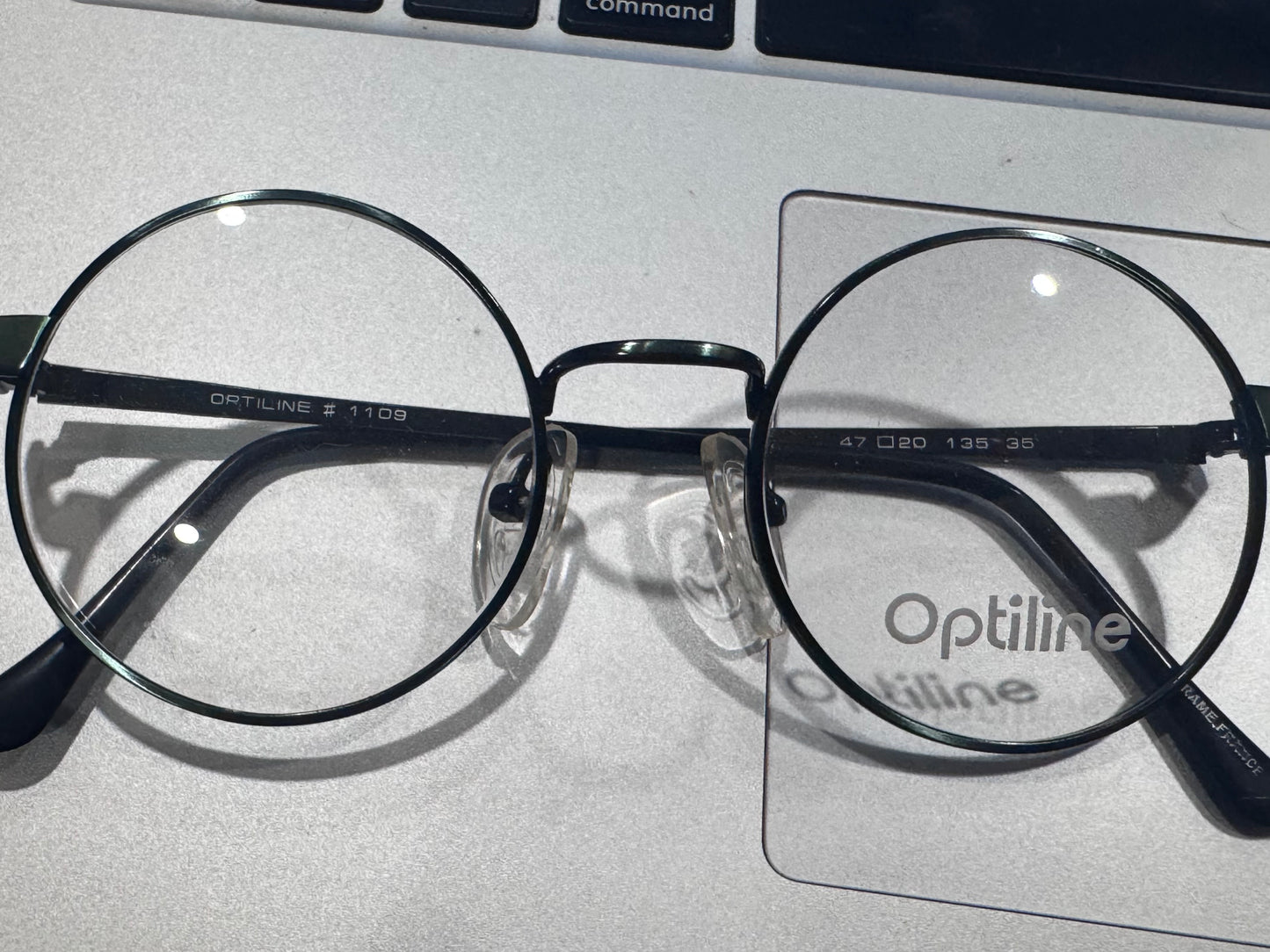 Optiline 1109 Perfectly Round Eyeglasses with Nose Pads